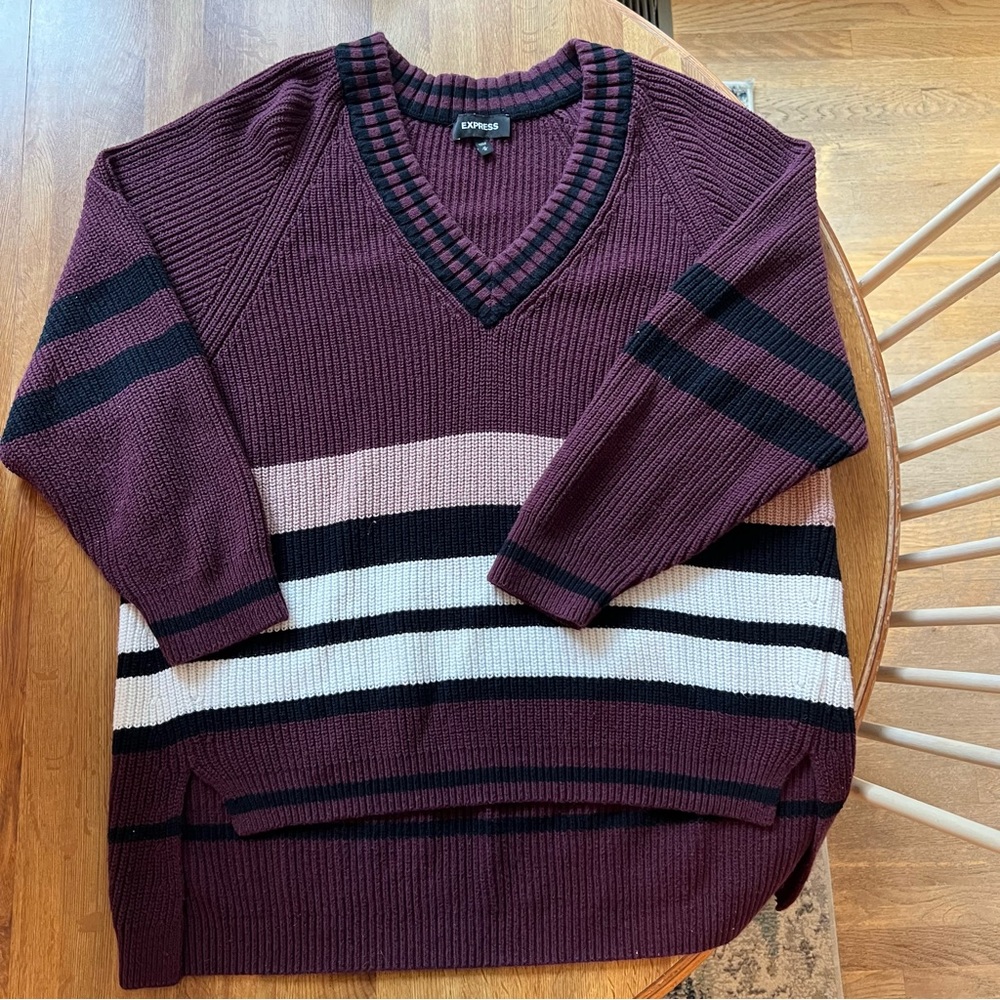 EXPRESS Size M Sweater